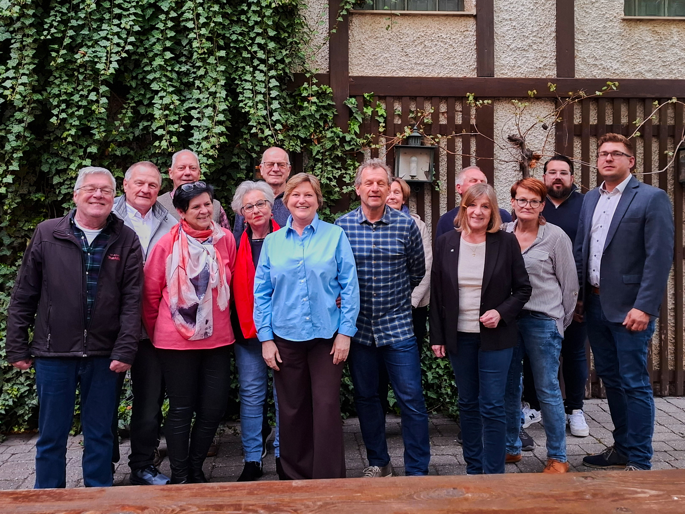 Foto anbei v.l.n.r.: Gerold Klein, Christian Bayer, Franz Hechinger, Helene Krenek, Christine Boller, Andreas Maurer, Andrea Hechinger, Rudolf Puchinger, Gertrude Toifl-Tusch, Friedrich Fink, Magdalena Eichinger, Martina Fink, Alexander Toifl-Tusch, Christian Grubmüller. 
